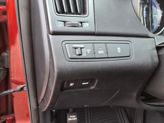 2011 Hyundai SONATA SE - Photo 17