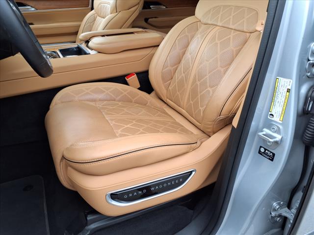 2022 Jeep Grand Wagoneer Series III - Photo 18