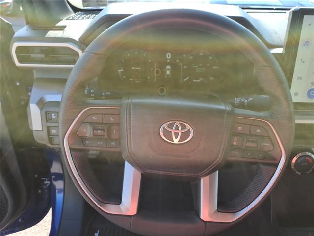 2025 Toyota Tacoma TRD Sport - Photo 18