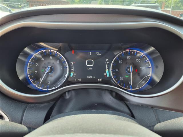 2023 Chrysler Pacifica Touring L - Photo 20
