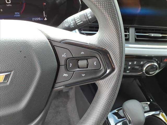 2024 Chevrolet Trax LT - Photo 20
