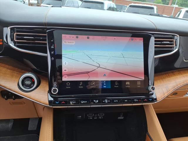 2022 Jeep Grand Wagoneer Series III - Photo 24