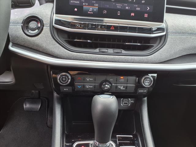 2024 Jeep Compass Latitude - Photo 24