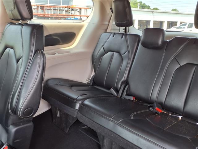2023 Chrysler Pacifica Touring L - Photo 26