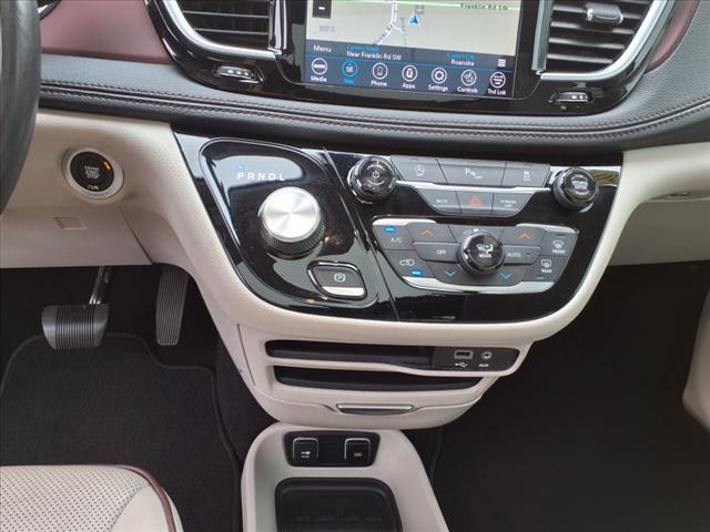2020 Chrysler Pacifica Limited - Photo 26
