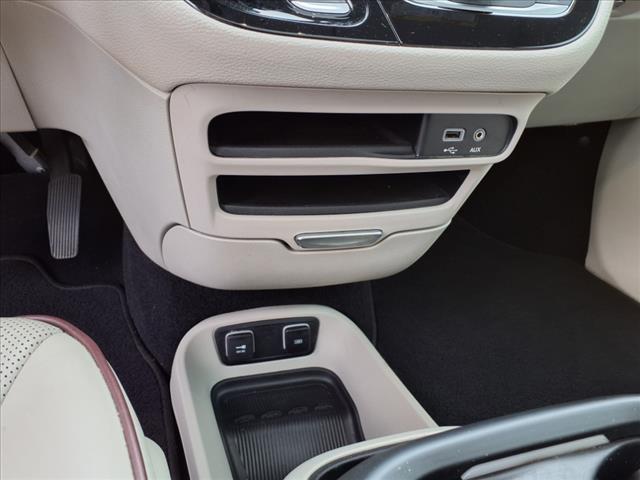 2020 Chrysler Pacifica Limited - Photo 27