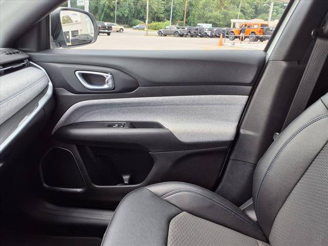 2024 Jeep Compass Latitude - Photo 27