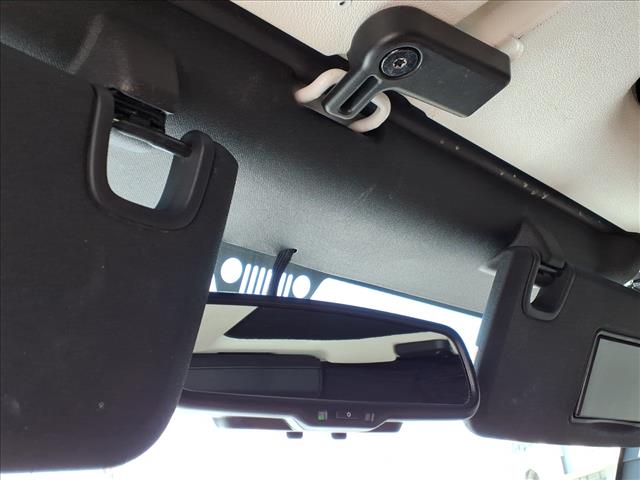 2015 Jeep Wrangler Unlimited Sahara - Photo 28