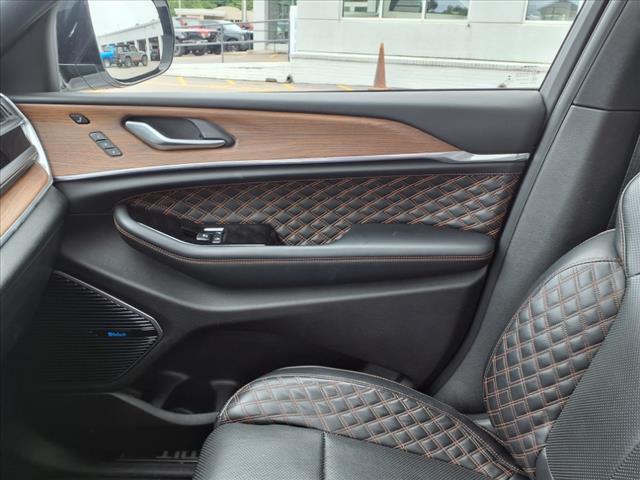 2022 Jeep Grand Cherokee Summit - Photo 28