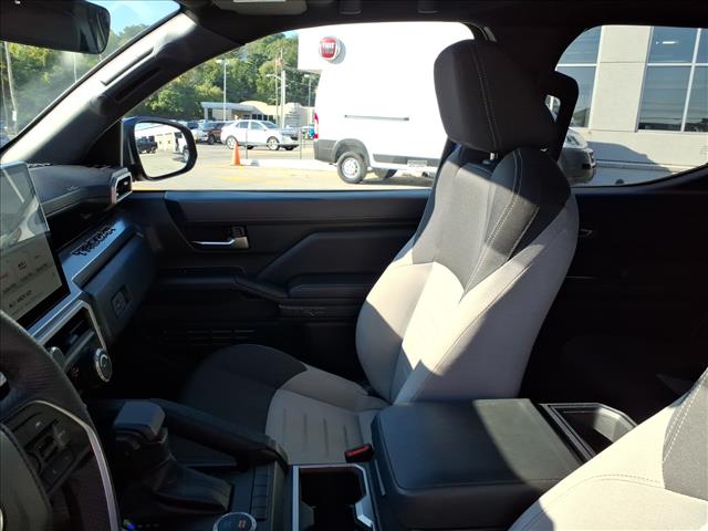 2025 Toyota Tacoma TRD Sport - Photo 28