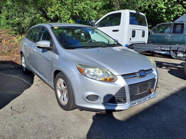 2013 Ford Focus SE - Photo 2