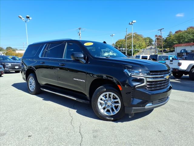 2023 Chevrolet Suburban LT - Photo 2
