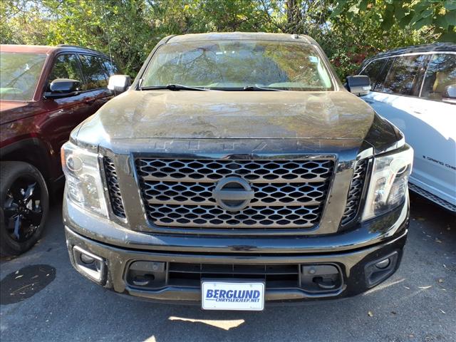 2019 Nissan Titan SV - Photo 2