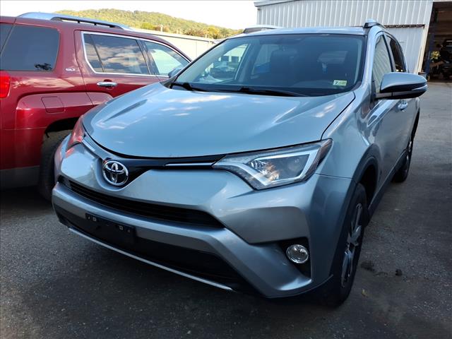 2016 Toyota RAV4 XLE - Photo 2