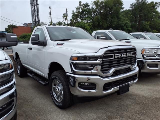2025 RAM 2500 Tradesman 4x4 Regular Cab 8 ft. box 140.5 in. WB - Photo 2
