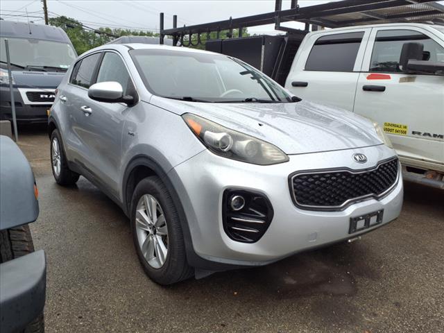 2017 Kia Sportage LX - Photo 2