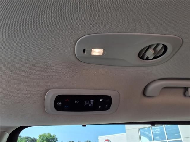2023 Chrysler Pacifica Touring L - Photo 30