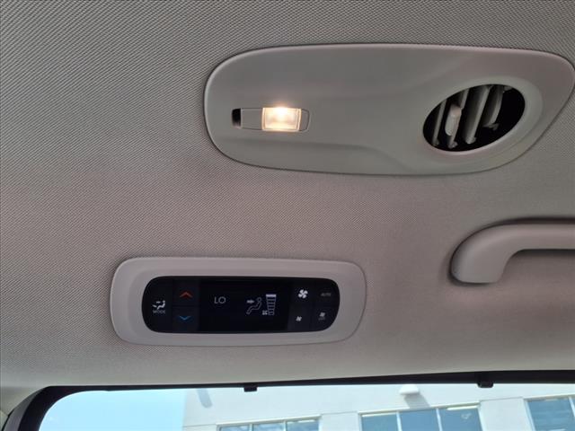 2023 Chrysler Pacifica Touring L - Photo 31