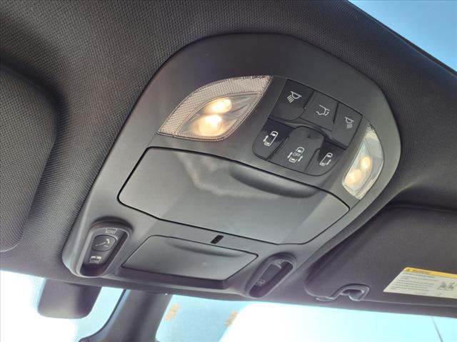 2021 Chrysler Pacifica Limited - Photo 32