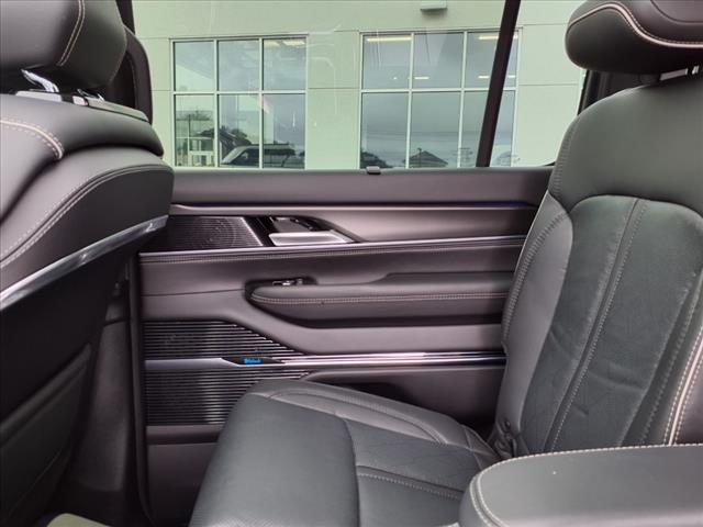 2024 Jeep Grand Wagoneer Obsidian - Photo 33