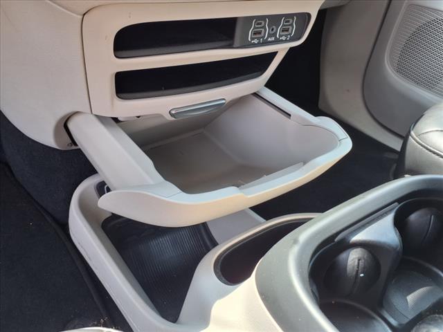 2023 Chrysler Pacifica Touring L - Photo 33