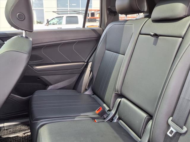 2022 Volkswagen Tiguan SE R-Line Black 4Motion - Photo 33