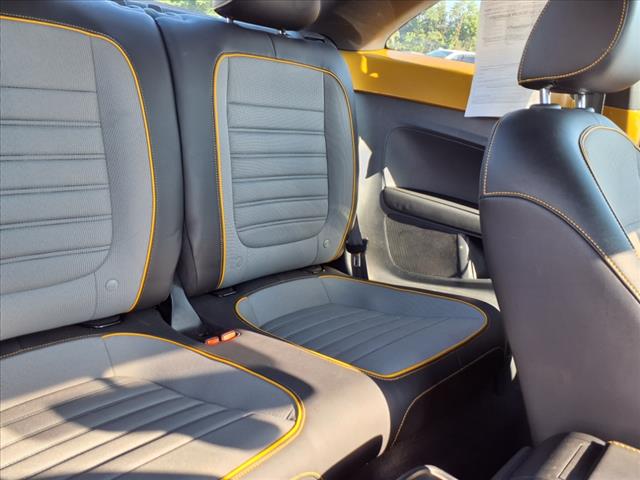 2017 Volkswagen Beetle 1.8T Dune - Photo 33