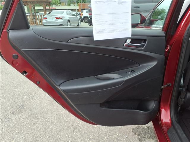 2011 Hyundai SONATA SE - Photo 34