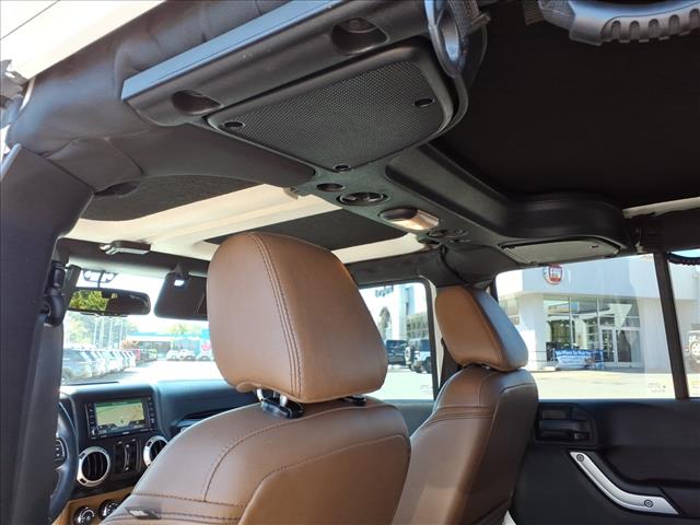 2015 Jeep Wrangler Unlimited Sahara - Photo 35