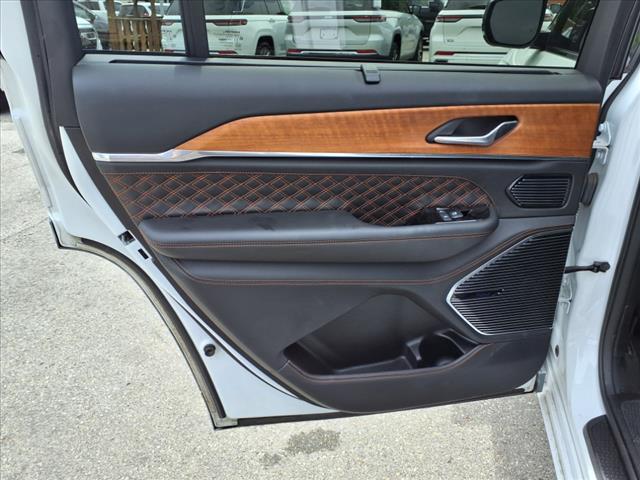 2022 Jeep Grand Cherokee L Summit Reserve - Photo 38
