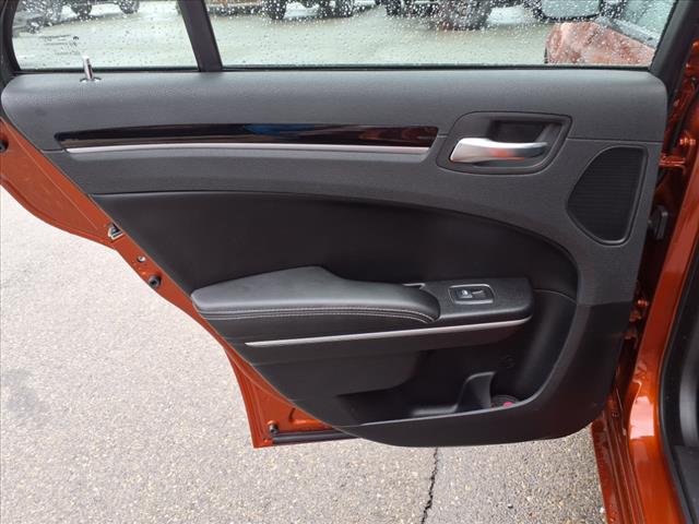 2021 Chrysler 300 S V6 - Photo 38