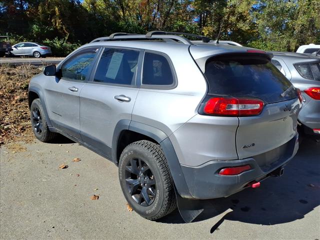 2017 Jeep Cherokee Trailhawk - Photo 3