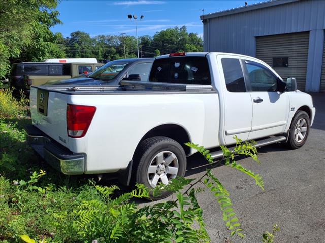 2004 Nissan Titan LE 4x4 King Cab - Photo 3