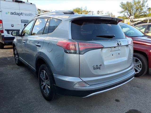 2016 Toyota RAV4 XLE - Photo 3
