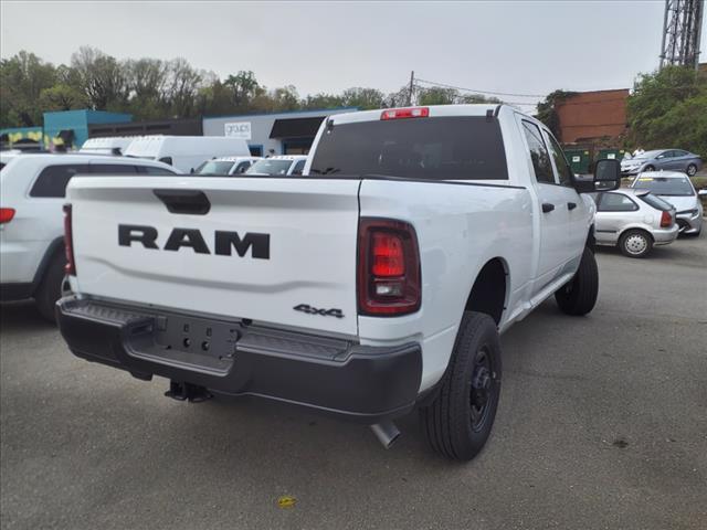2025 RAM 2500 Tradesman - Photo 3