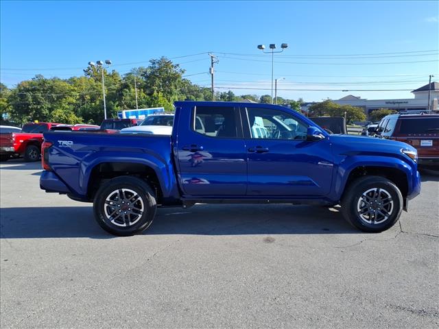 2025 Toyota Tacoma TRD Sport - Photo 3