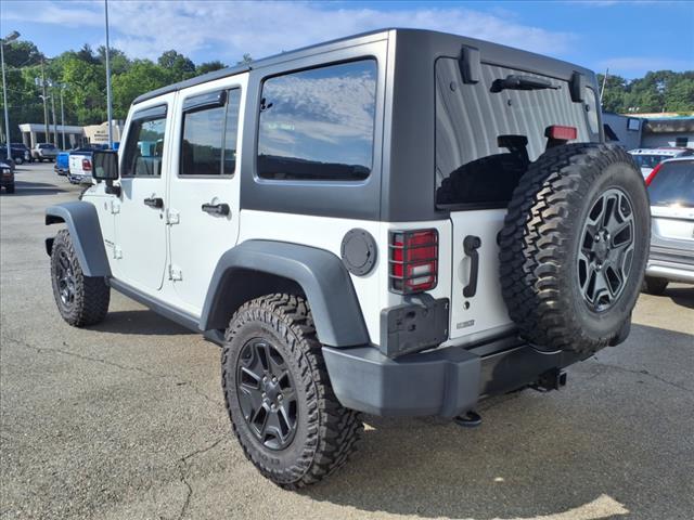 2015 Jeep Wrangler Unlimited Willys Wheeler Edition - Photo 4