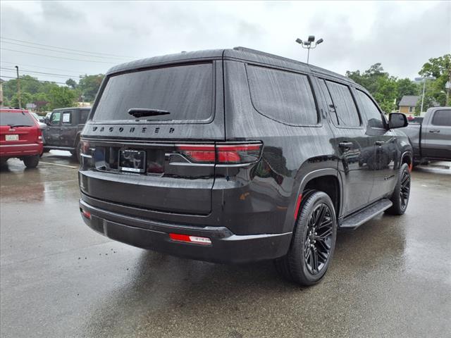 2022 Jeep Wagoneer Series I Carbide - Photo 4