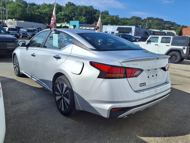 2021 Nissan Altima 2.5 SV - Photo 4