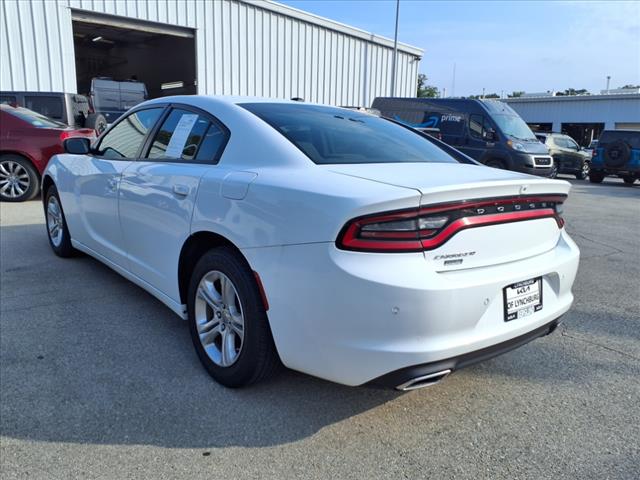 2022 Dodge Charger SXT - Photo 4