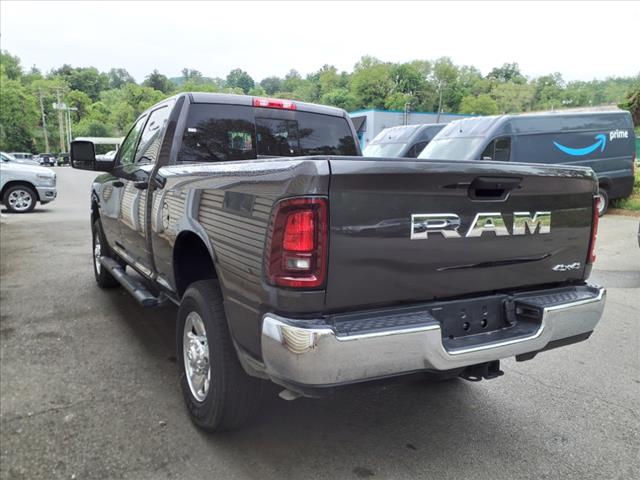 2025 RAM 2500 Tradesman 4x4 Crew Cab 6.3 ft. box 149 in. WB - Photo 4