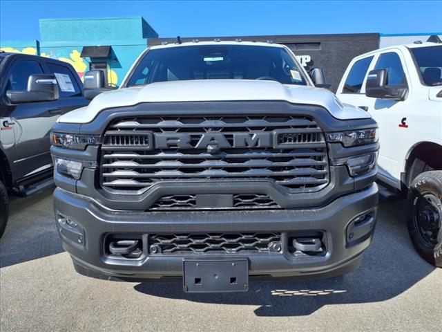 2025 RAM 2500 Tradesman 4x4 Crew Cab 6.3 ft. box 149 in. WB - Photo 4