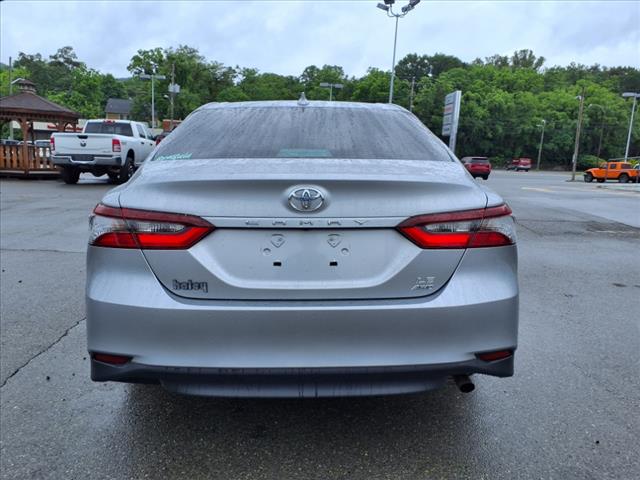 2023 Toyota Camry LE - Photo 5