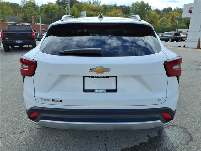 2024 Chevrolet Trax LT - Photo 5