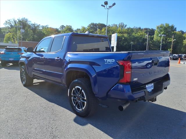 2025 Toyota Tacoma TRD Sport - Photo 6