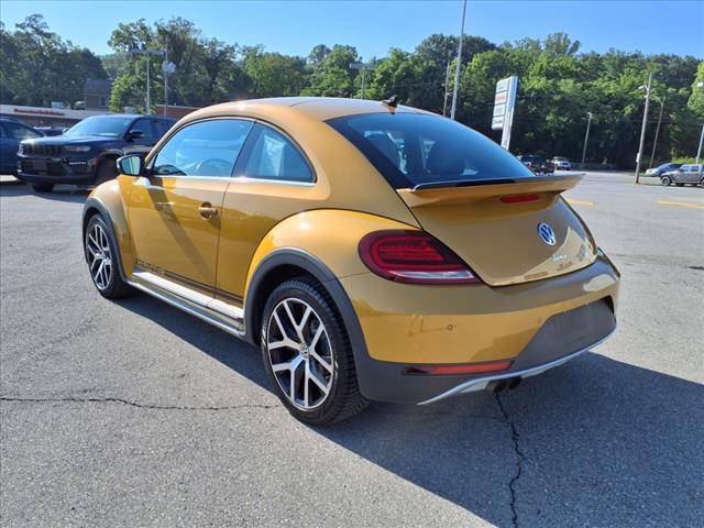 2017 Volkswagen Beetle 1.8T Dune - Photo 6