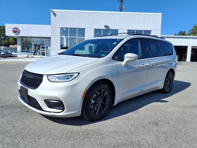 2021 Chrysler Pacifica Limited - Photo 8