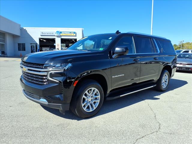 2023 Chevrolet Suburban LT - Photo 9