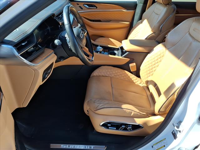 2022 Jeep Grand Cherokee Summit Reserve