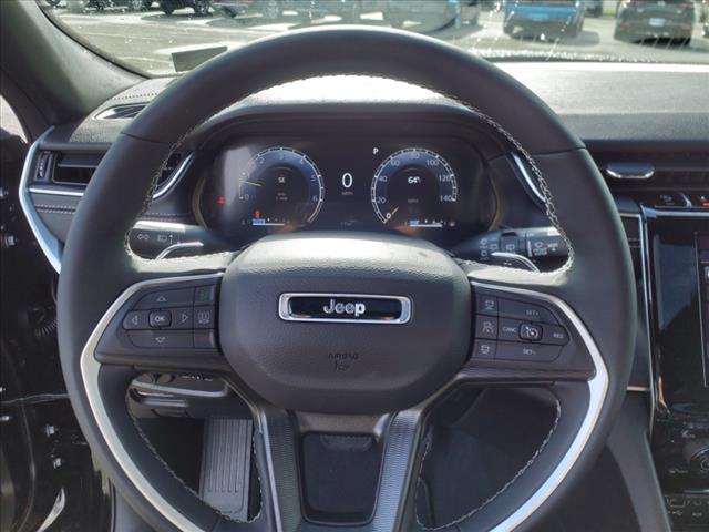 2025 Jeep Grand Cherokee L Laredo X 4x4